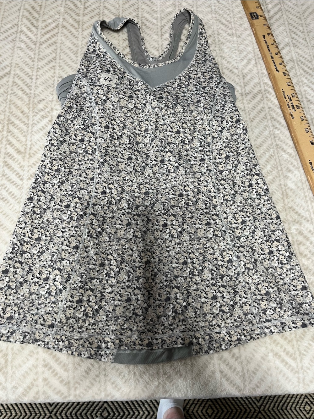 Lululemon Women’s Tank Top 6